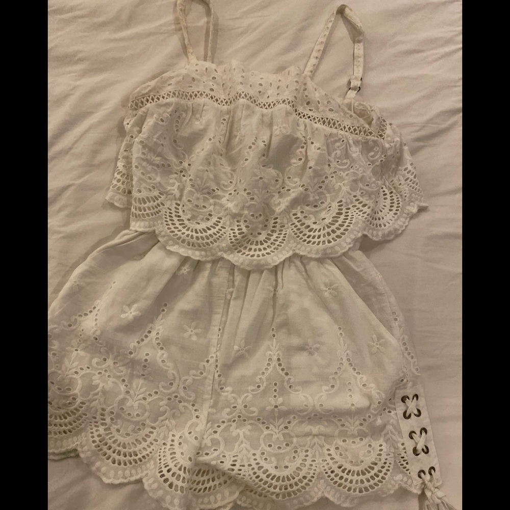 Romper - Picture 2 of 3